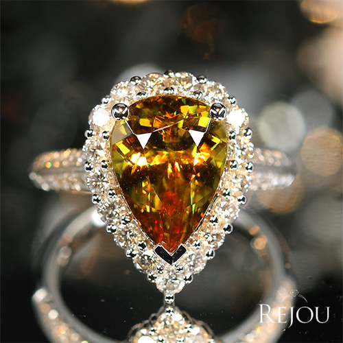 スフェーン 4.02ct ダイヤモンド 0.94ct プラチナ リング(指輪)【品質