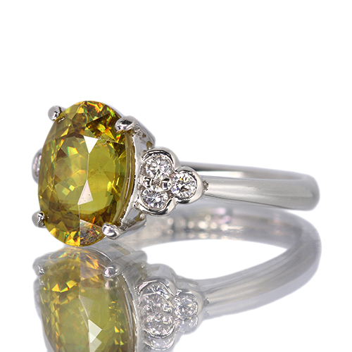 スフェーン 3.84ct ダイヤモンド 0.15ct プラチナ リング(指輪)【品質