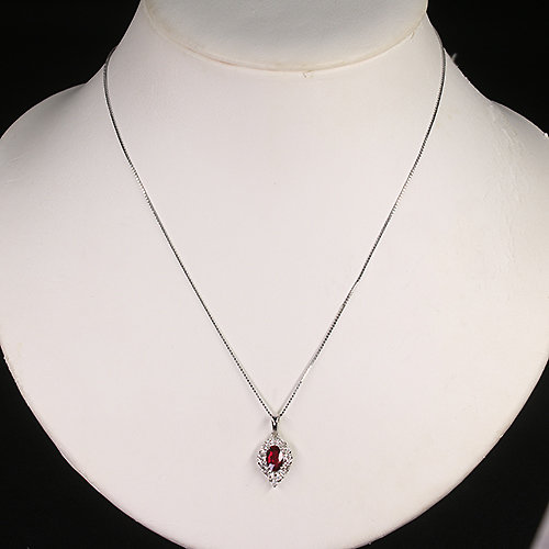 ピジョンブラッドルビー 0.8ct ダイヤモンド 0.6ct プラチナ