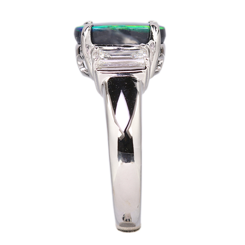 オーストラリアライトニングリッジ産ブラックオパール 1.8ct