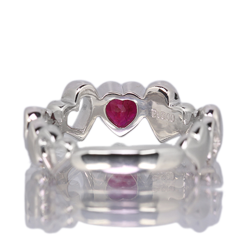 ミャンマー産(ビルマ産)ハートシェイプピジョンブラッドルビー 0.5ct
