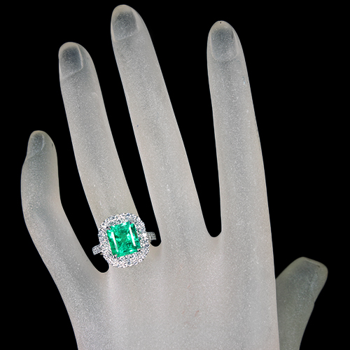 第490回抽選販売＞エメラルド 3.5ct ダイヤモンド 1.1ct プラチナ