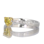 �n�[�g�V�F�C�v����M�C�G���[�T�t�@�C�A ��0.5ct �_�C�������h �v���`�i �C�G���[�S�[���h �����O(�w��)